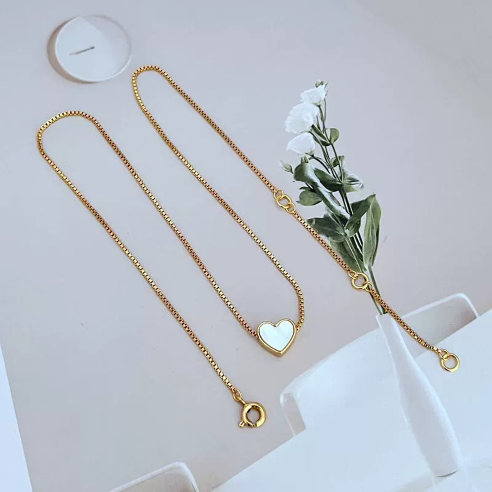Tory Burch Shell Inlaid Heart Necklace